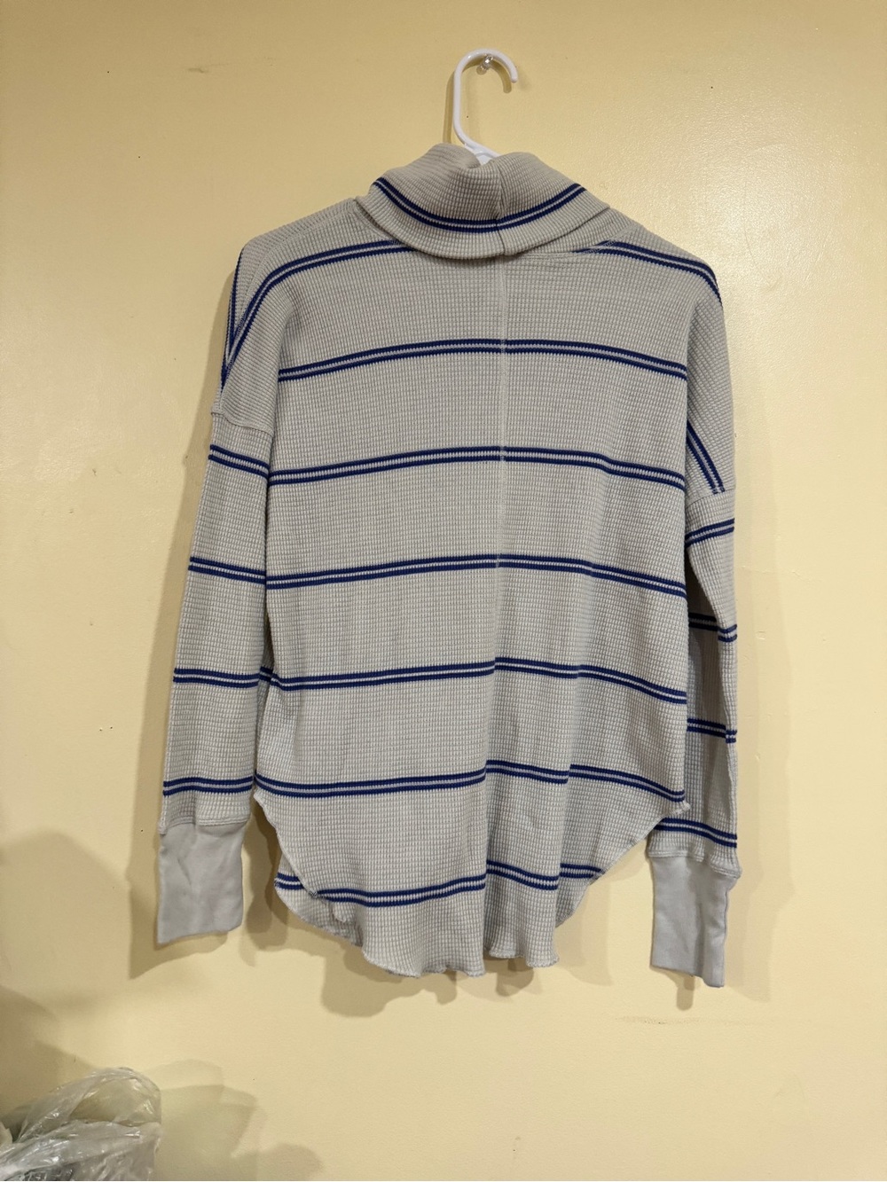 Aritzia Babaton Cowelneck Waffle-Knit Stripe top - Picture 2 of 13